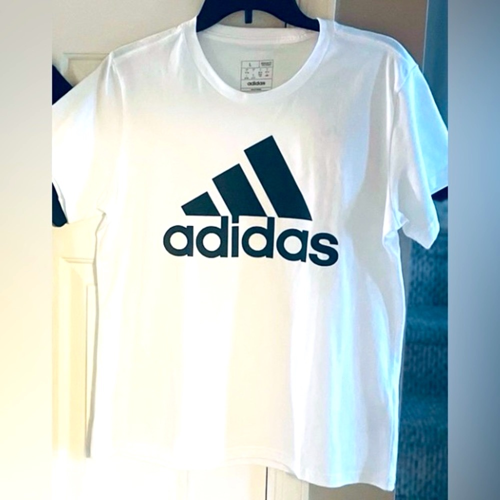 “ADIDAS” Women’s White Tee Shirt with Black Print. Size L   NWT